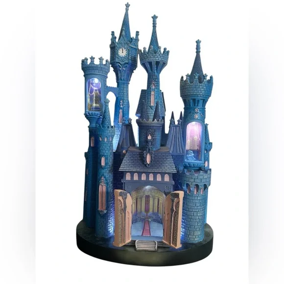 Disney Cinderella Castle Light-Up Display - Picture 2 of 10